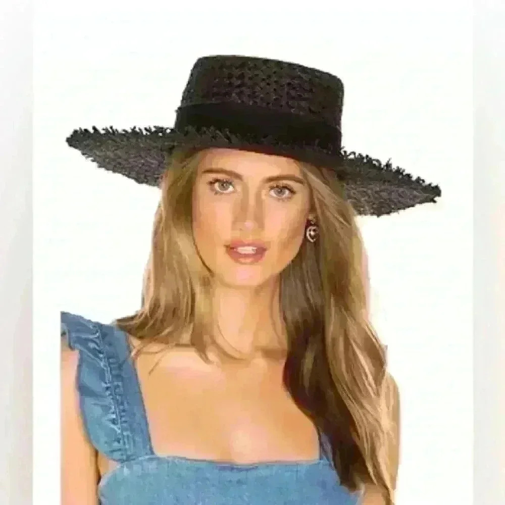 Revolve Jenny Hat in Black
LSPACE